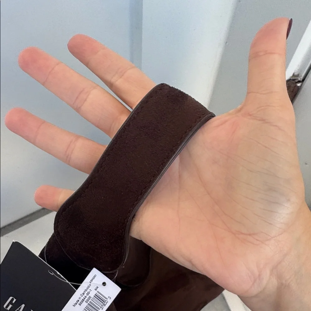 GAP Vegan Suede Slouchy Tote Bag – NWT - Picture 7 of 7